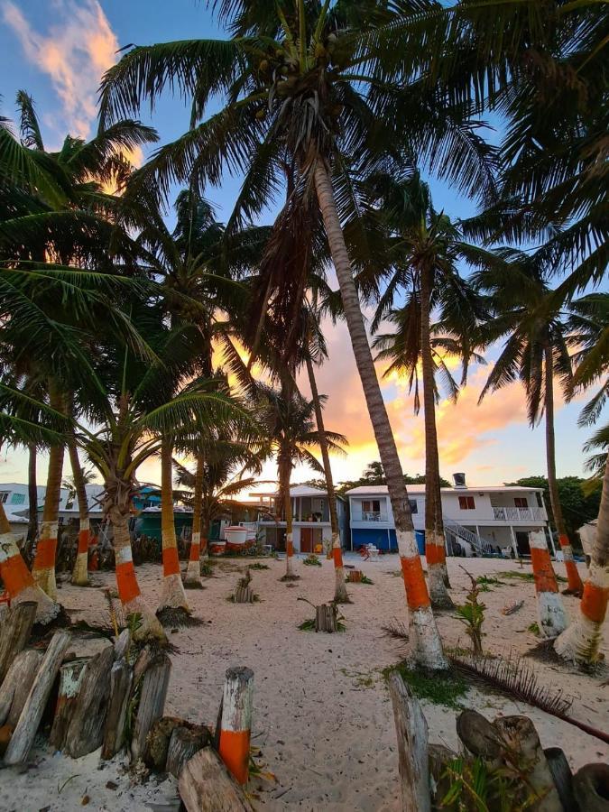Sunny Beach Apartments San Andrés Екстериор снимка
